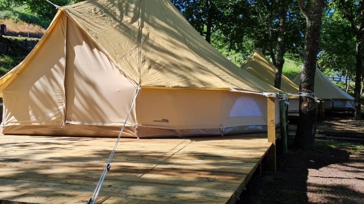 Hotel Glamping Aventura Atalaia Cotobade Exterior foto